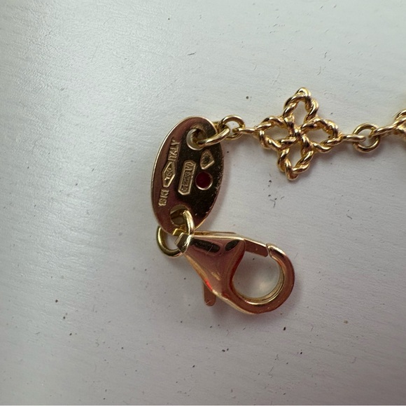 Roberto Coin Gold Floral Bracelet - Picture 7 of 9